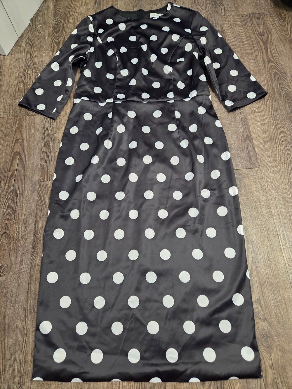 Mooyius Black White Polka Dot Midi Sheath Dress Stain Size Medium